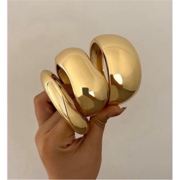 Chunky Gold Bangle Set | Wide 14K Plated Stackable Bracelets. - Picture 3 of 7